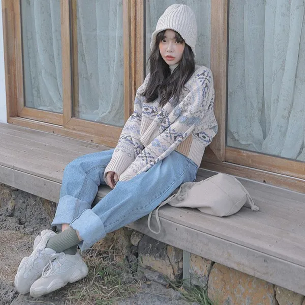 굿씽델타 빈티지 에스닉 브이넥 숏 니트 카디건 여성 후드