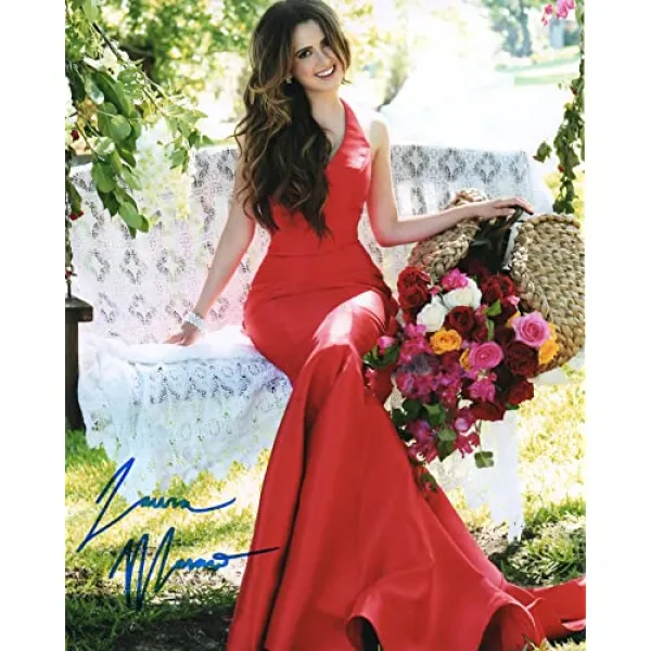 Laura Marano Sign 8x10 사진 디즈니 오사 스틴 동맹국, 본상품