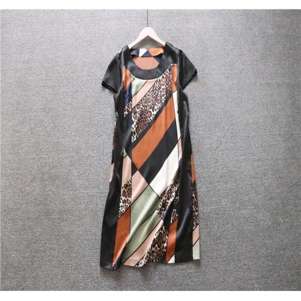 새틴 실크 원피스 선반 아래 카운터 누드 실크 새틴 프린트 드레