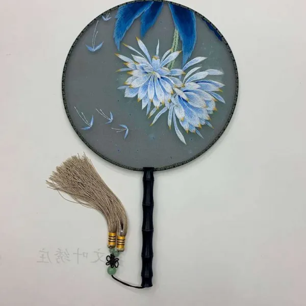 댕댕이네 수작업 궁중 양소품 꽃자수 수놓다 완제품 고급 기프트 차이나 동이 실버 실버 우담화