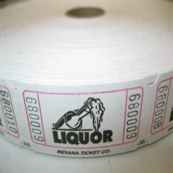 2000 Liquor White Single Roll Consecutively Numbered Raffle Tickets 2000 주류 백색 단 하나 목록 연속적으로 번호가 매겨진, 1