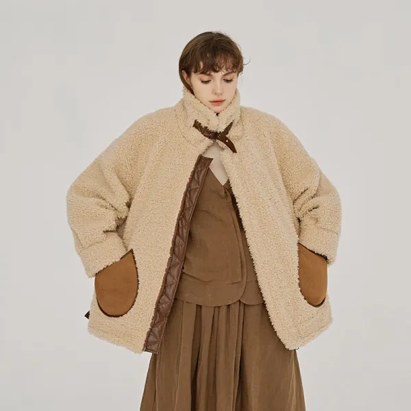 벨라루티 부들부들 버클 포켓 양털점퍼