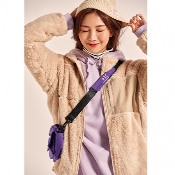 인디고뱅크 하이넥 절개 후리스 집업