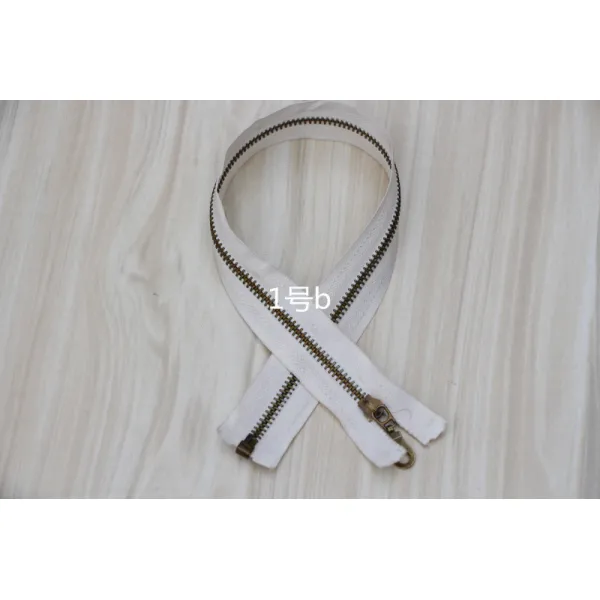 쁘띠 타무르 라이크 알루미늄 탑코트 금속, 1B 한 줄 땟국