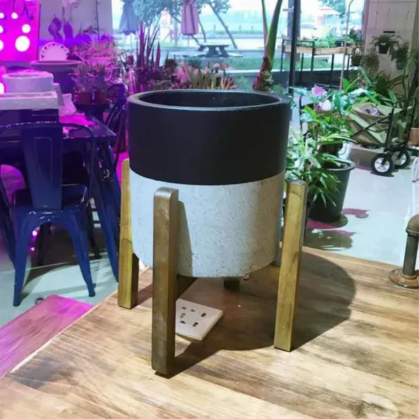 블랙 베란다 스탠드 테라스톤화분 24x24cm 회사식물 카페입구 오피스가드닝 가로수 화단