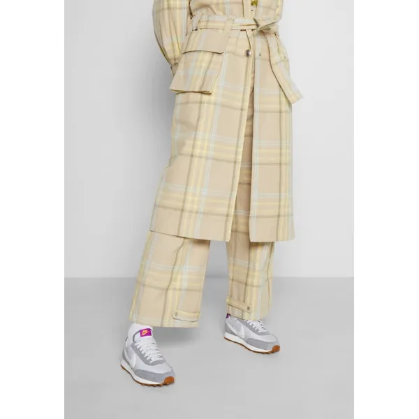우먼 나이키 데이브레이크 그레이퍼플 회보CK2351-004
