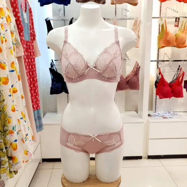 [현대백화점][비비안] (BR907A BP907AP) 자수 홑겹꾸띄르제품 답답증없이 편하게 고급스런 브라햄팬티세트