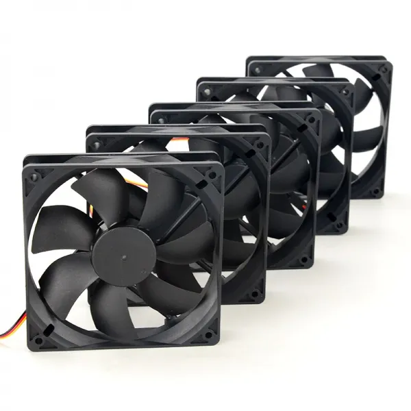 12V 12CM 강풍을 위한 컴퓨터 수냉팬 빅 에어볼륨 난폭팬 유체 DIY 냉각, 없음