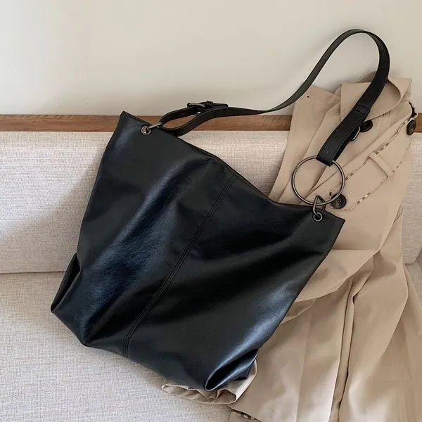 가죽형태숄더백 인조가죽크로스 기본적인가방 느낌적