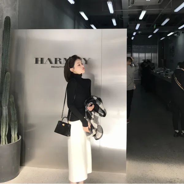 영프리티 폴라넥 이너셔츠 MADOFIT 마두 원단 있다 발언권 진주 페이퍼맨 캐시미어 이너티셔츠 여성 레이어드 이너웨어