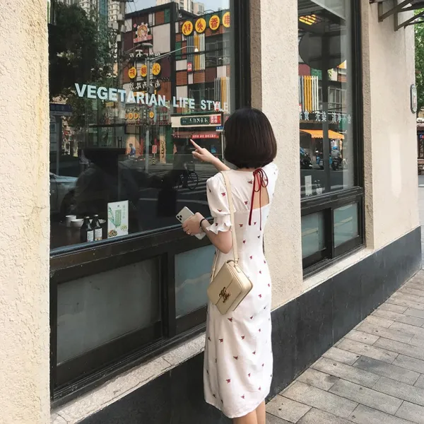 잔꽃무늬원피스 꽃무늬 ◆ SRK ◆ 여름 이야기 자수 장미 작은 무늬 여성 여름 고삐 레이스 업 퍼프 슬리브 드레스 108036