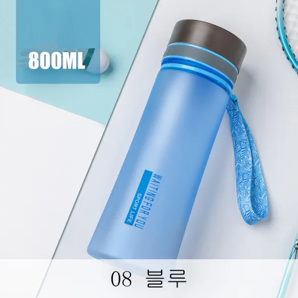 DALIN 스포츠 물병 대용량 운동물 컵 남 녀 학생 쉽게 컵 던지지 방지 심플 참신하고 맑은 모계 휴대용 플라스틱 컵 XZ04 A10, 08 블루