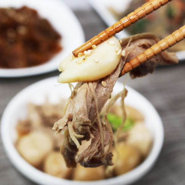 보름달식당 가정식반찬 수제반찬 골라담기 반찬 나물볶음 국 찌개 탕 모음 151종, 반찬 83. 돼지고기 메추리알 장조림 160g*2팩