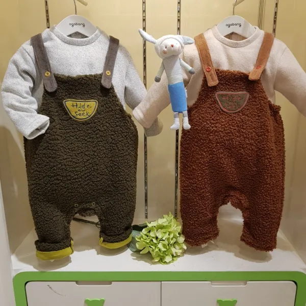 아가방 30%겨울베이비페어! 핫하게 격하게 귀여운 뽀글이 멜빵바지셋뚜! 뽀글이가 핫한유행이지만 편해서 더 좋아좋아!