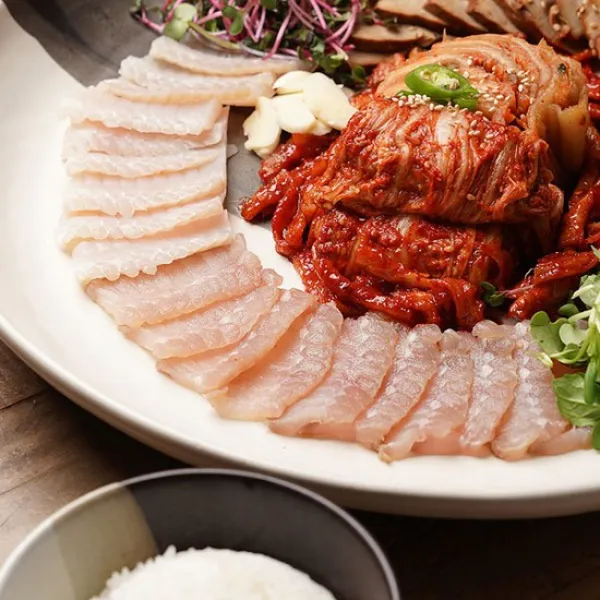 알싸하고 오독오독 쏘는 저온 숙성 홍어 날개살 외, 01.우리집 잔칫날 홍어 날개살 100gx3팩, 상세설명 참조