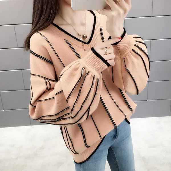 와일드펫 Wpk7140 라잇유 브이넥 니트 셔츠 여성 스트라이프 가을 겨울 봄 루즈핏 벌룬 소매 니트탑 티셔츠