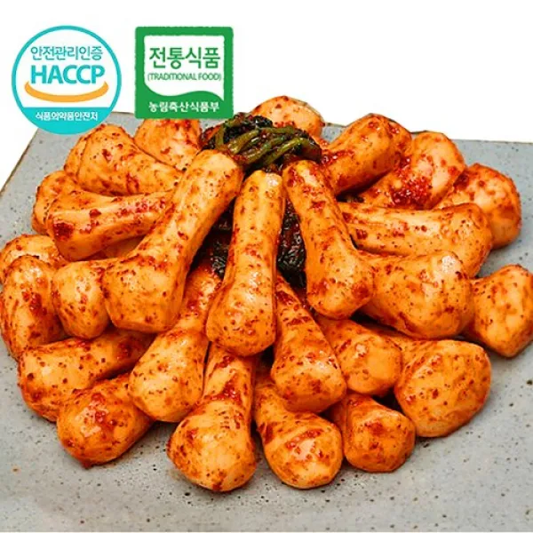 천연 양념으로 맛있는 본향 알타리 무 김치 3kg 국내산 통무 총각김치, 총각김치 3kg