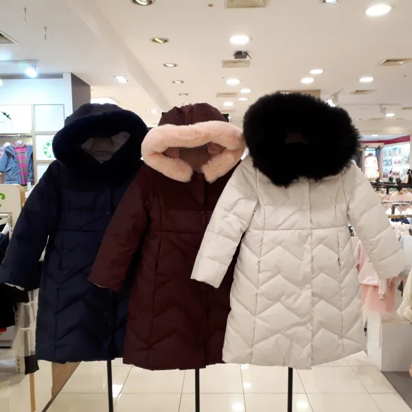 셀덴 [동아 백화점 수성점] 60% 여아 겨울 깃털처럼 가볍고 따뜻한 오리털 양면 롱패딩~매장 인기템 리버시블 롱다운점퍼 EDJD19T5
