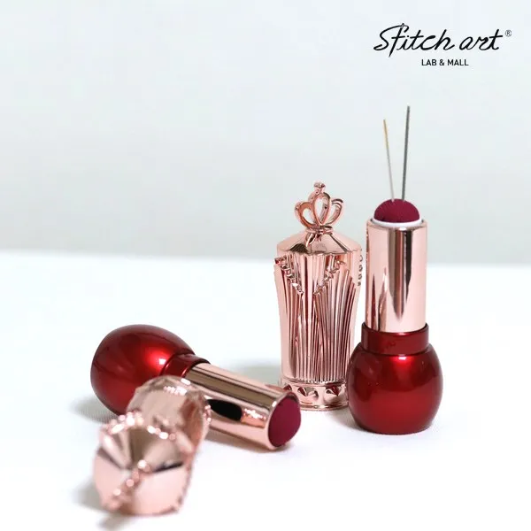 스티치아트연구소 립스틱모양 핀쿠션 레드