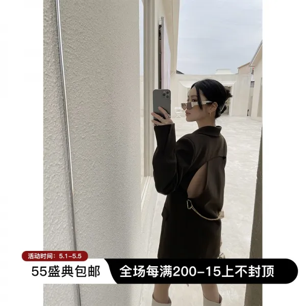 AIYAL 싱글버튼 등성이가 노출된 금 띠 체인 감각 보이핏 볼륨 봄계절