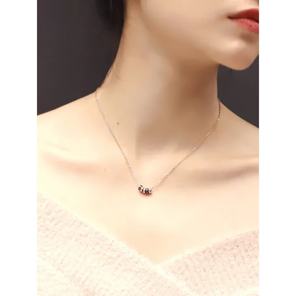 여성 로즈 골드 복권 당첨금 쇄골 INS 펜던트 심플 보이핏 볼륨 디자인 감각 운수대통