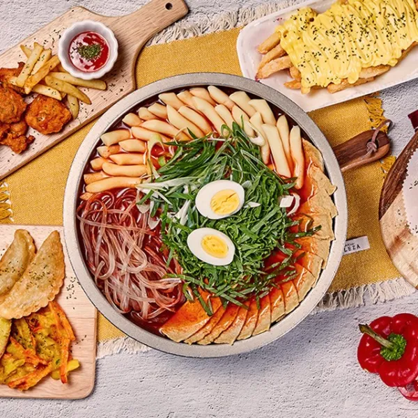 [봉쥬떡볶이]대학로맛집 떡볶이 버터갈릭 감자튀김, 떡볶이(매운맛)