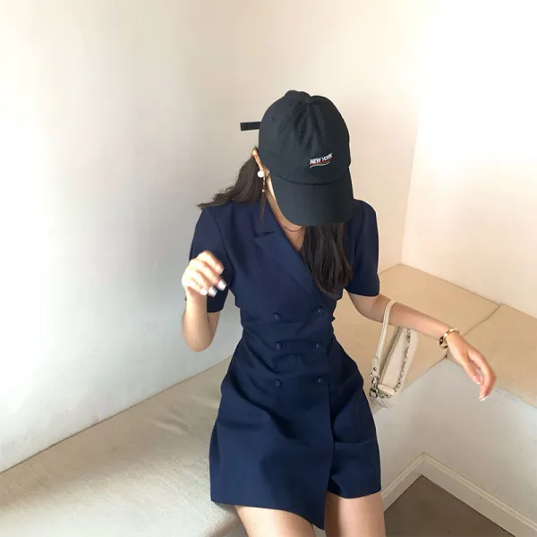 본바람은 소금기가 있고 달콤한 스커트 프렌치 미디엄 더블 버튼 드레스 새 여하