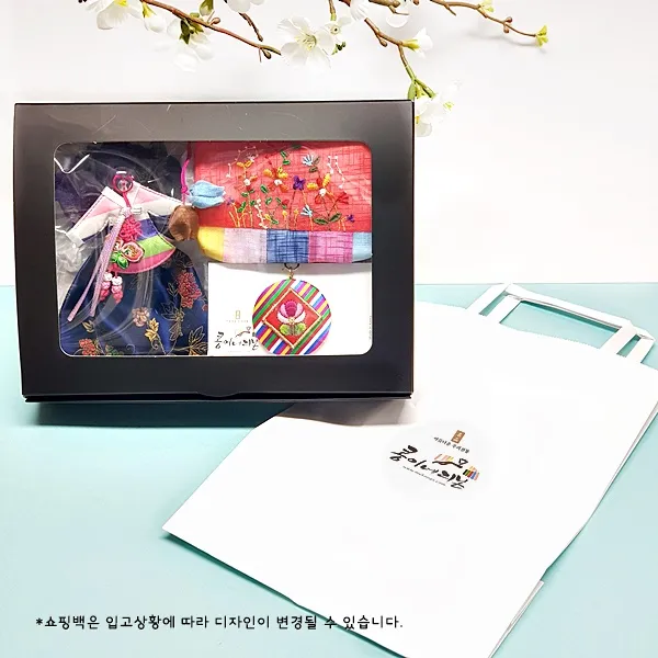 핸드메이드 꽃나비 한복방향제 지갑 자석 선물세트/외국인 선물/한국 전통선물/답례품/명절선물