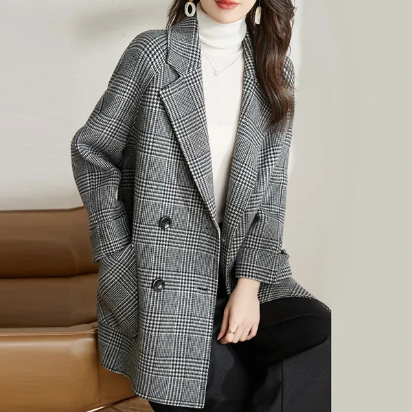 [오버나인] 여성 데일리 체크 울터치 루즈핏 더블코트