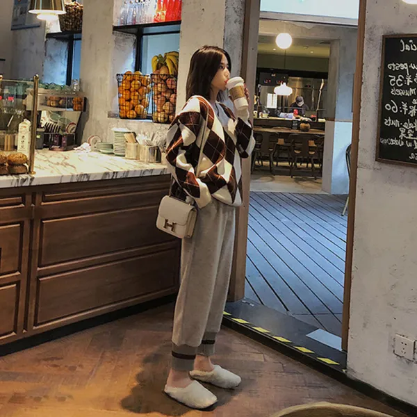 겨울 가을 늦바람 홍콩무드 클래식 인싸템 스타일리시 여성 작은 키 스웨터 투수영복