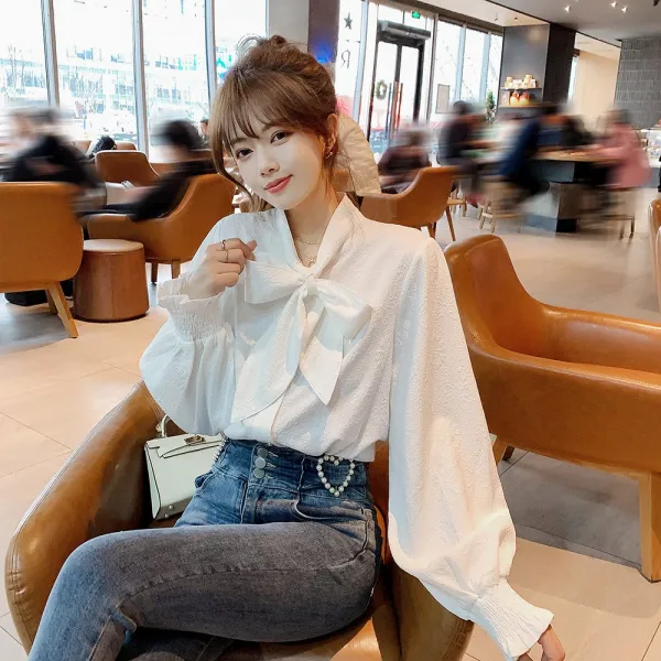 동빠몰 흰색긴팔셔츠 디자인 감각 보이핏 볼륨 경숙 초봄 나팔소매 나비넥타이 와이셔츠