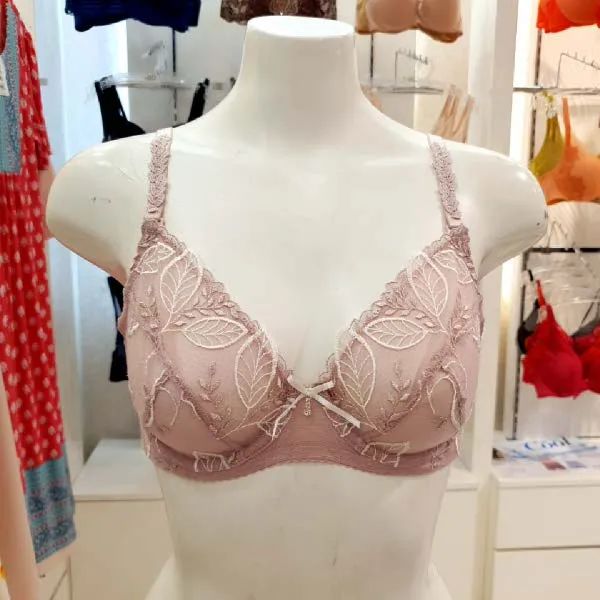 [현대백화점][비비안] (BR907A) 자수 홑겹 브래지어 꾸띄르제품 답답증없이 편하게 우아하고 고급스런 피치