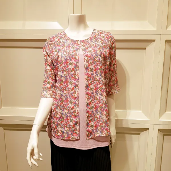 몬티니 50%쎄일 미니장미 덧장 블라우스 Nc청주점