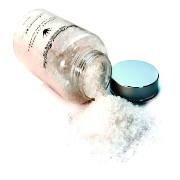 다이아몬드미네랄솔트600g 필수미네랄고함량 2억5천만년전생성된천연미네랄소금 세계최고청정지역에서 자연적으로 수분과독소가배출된 수정보다맑고깨끗한순도 99.9%천연소금 암염 빛소금