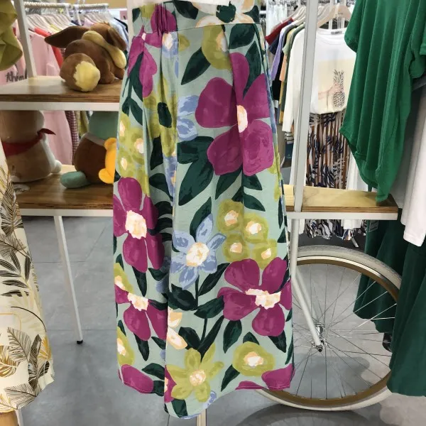 레코브 꽃무늬 밴딩 스커트 lu3197sk535x