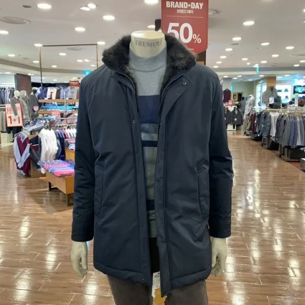 세정 인디안 트레몰로 19년 겨울 천연모피 토끼털과 머스크랫 Fur 탈부착! 깔끔한 사파리 점퍼