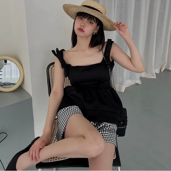 루시드 프릴조끼 DEESSESICILE511 깔끔하다 또성욕 디자인 감각 나비넥타이 어깨끈 새틴 숏 핏아우터