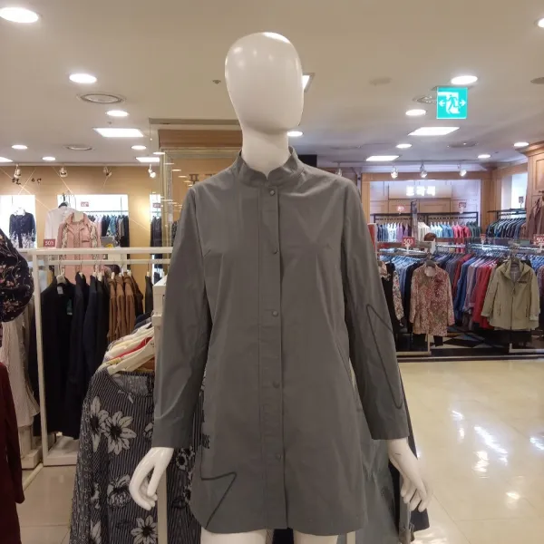 크로커다일레이디 울산점 재킷형남방 소매나비장식 등뒤꽃장식봄의조화 상징을 만끽하다