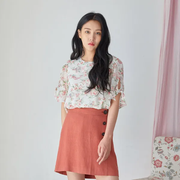 클라비스 리본 래글런 R넥 플라워 블라우스 2colors Cvbw92602q