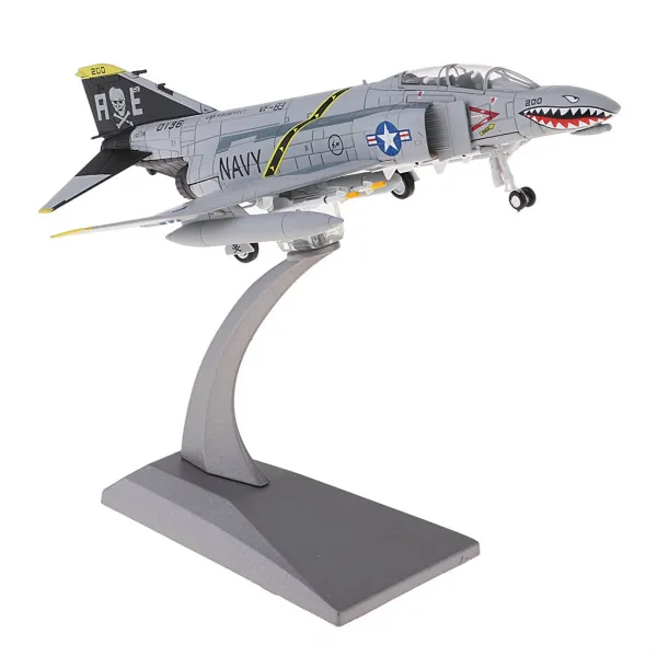 STK1 : 100 f-4 전투기 팬텀 ii 공격자 군용 비행기 항공기 공격