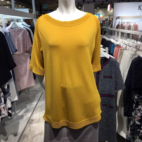 케이엘 라운드넥 슬림핏 여름 니트