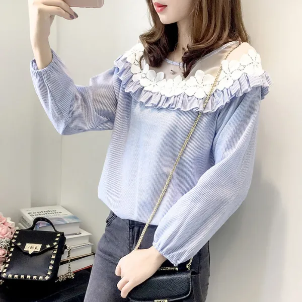 위파인더 가을 감미로운 라운드넥 망사 레이스 패치 박시한 청소매 스트라이프 블라우스 여장