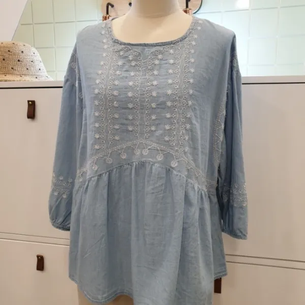 르피타 NC05 자수청블라우스 L192TBL451