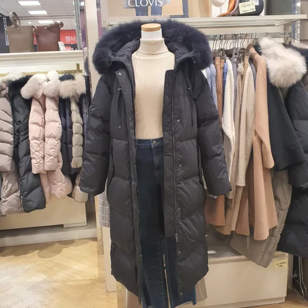  클라비스 뉴코아인천논현점 여성 박스핏 롱패딩! 활동적인 옆트임 단추! 흔하지 않는