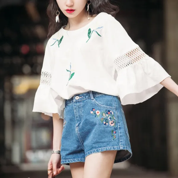 디에프 여성 여자 자수 펀칭 티셔츠 데일리룩 캐쥬얼룩 데일리티셔츠 반팔