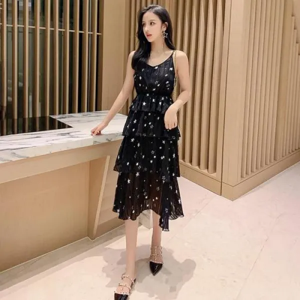 2019 여름 여성 쉬폰원피스 2019 년 여름 새로운 블랙 스타 꽃 시폰 잠복기 스커트베이스 긴 웨이브 케이크 드레스 요정