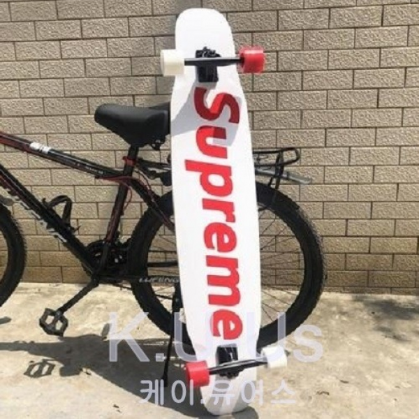 3만원상당 LED 바퀴 100% 증정 케이유어스 슈프림 KC 안전인증 완료 supreme 입문용 댄싱 롱보드 13종 남녀공용 46인치, 레드이니셜슈프림
