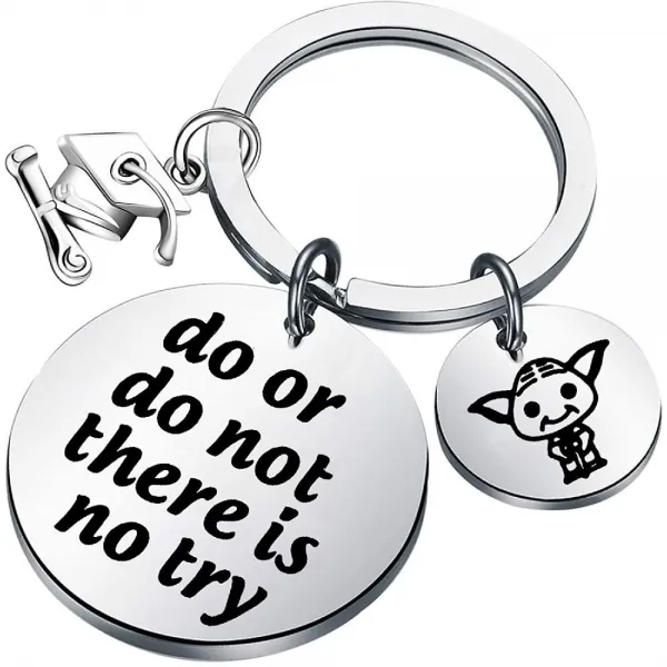 Kuiyai 요다 견적 않거나 할 일이 아니오 키 체인 졸업 선물 스타의 연인 워즈 팬 영 Yoda Round Keychain