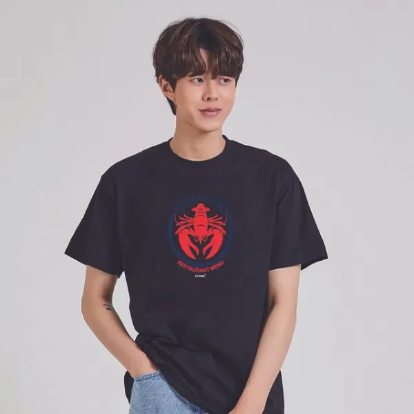 친구시밀러룩 검은색후드 키밍 남자면 면박스티 랍스타 라운드티 면맨투맨 랍스터 40대티셔츠 데일리반팔티 그래픽티셔츠 !Lzus