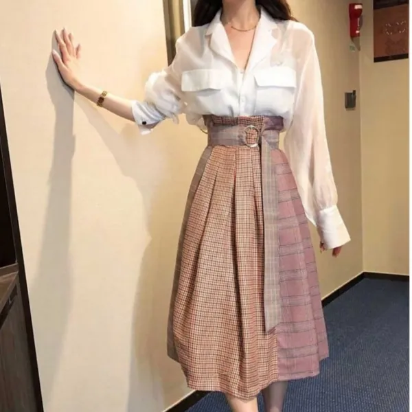 나라라오리 특허상표권 여성 럭셔리 루즈핏셔츠 + 체크스커트 Set